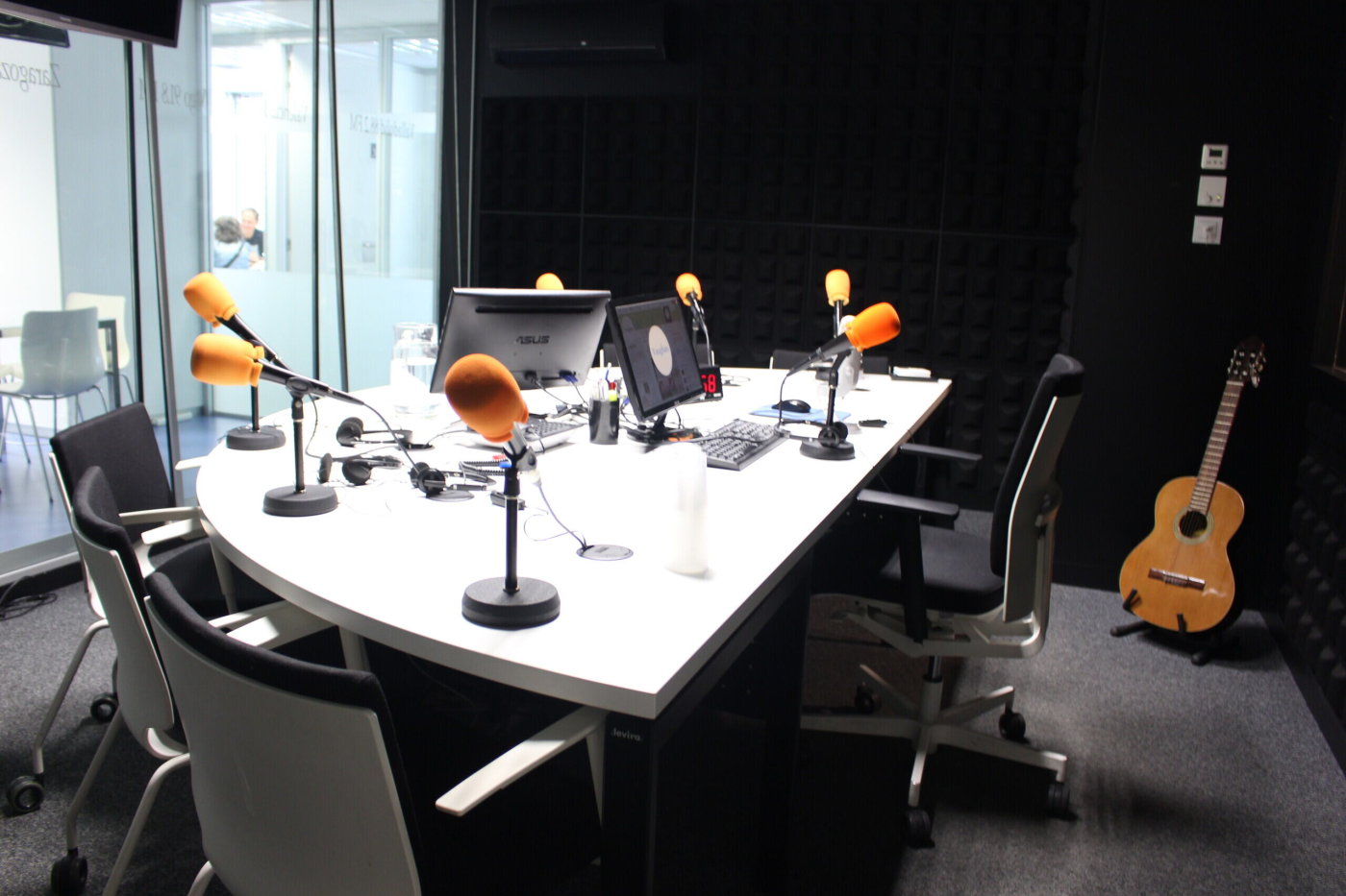 vaughan-radio